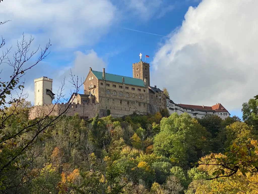 Wanderung Thüringen | Outdoor Escape Room – Blick auf die Wartburg bei Eisenach